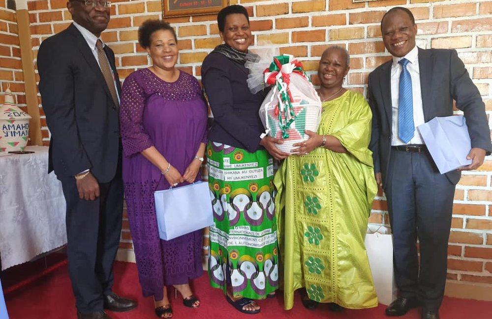 Burundi First Lady Denise Nkurunziza  in group photograph with ASG Bintou Keita and her aides, 31 Aug 2019. Photo: UN/Kassimi Bamba